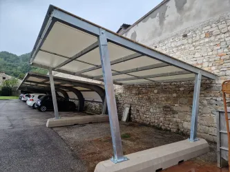 Pensilina per auto