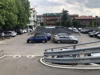 struttura-anti-grandine-per-auto